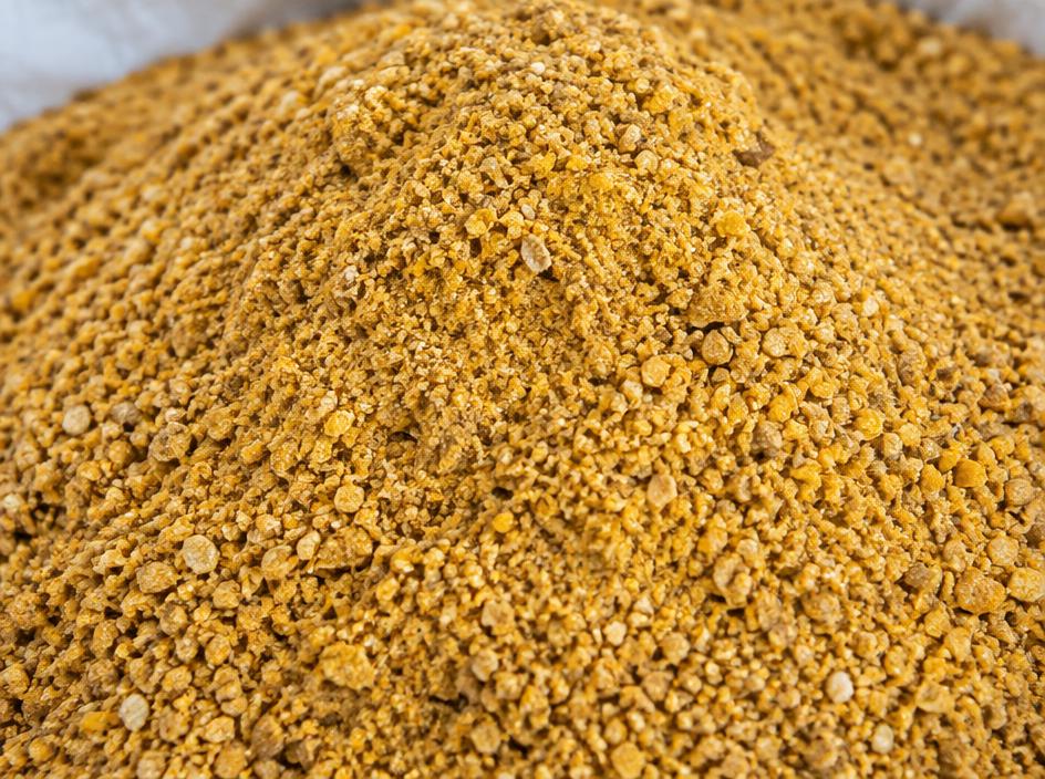 Golden granular corn DDGS